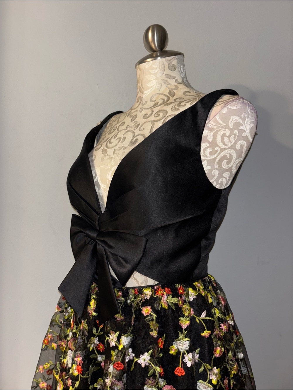 Rachel Allan Black Satin / Flower Evening Dress Size 6